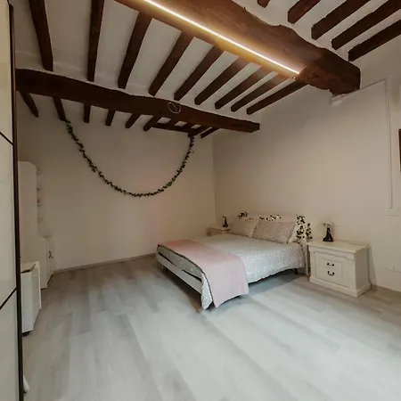 Apartamento La Sosta-appartamento A Pochi Passi Dalla Stazione *